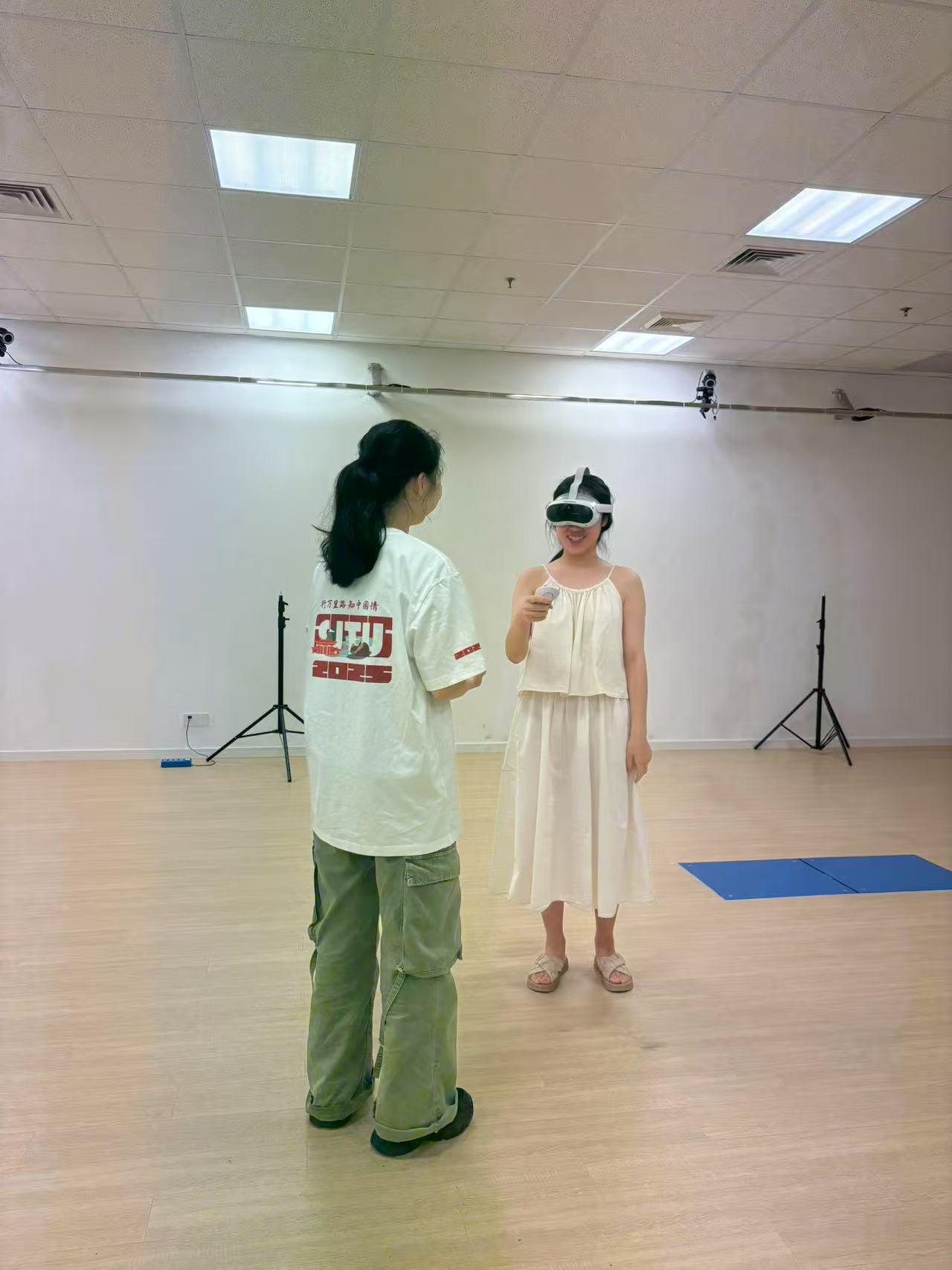 1759999753845788.jpg 1759999753845788.jpg